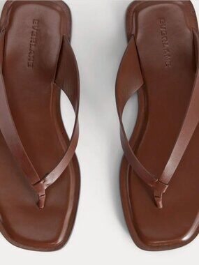 Everlane Rum Brown  Leather Flip Flop Women's Size 8 NEW in Box Summer Resort